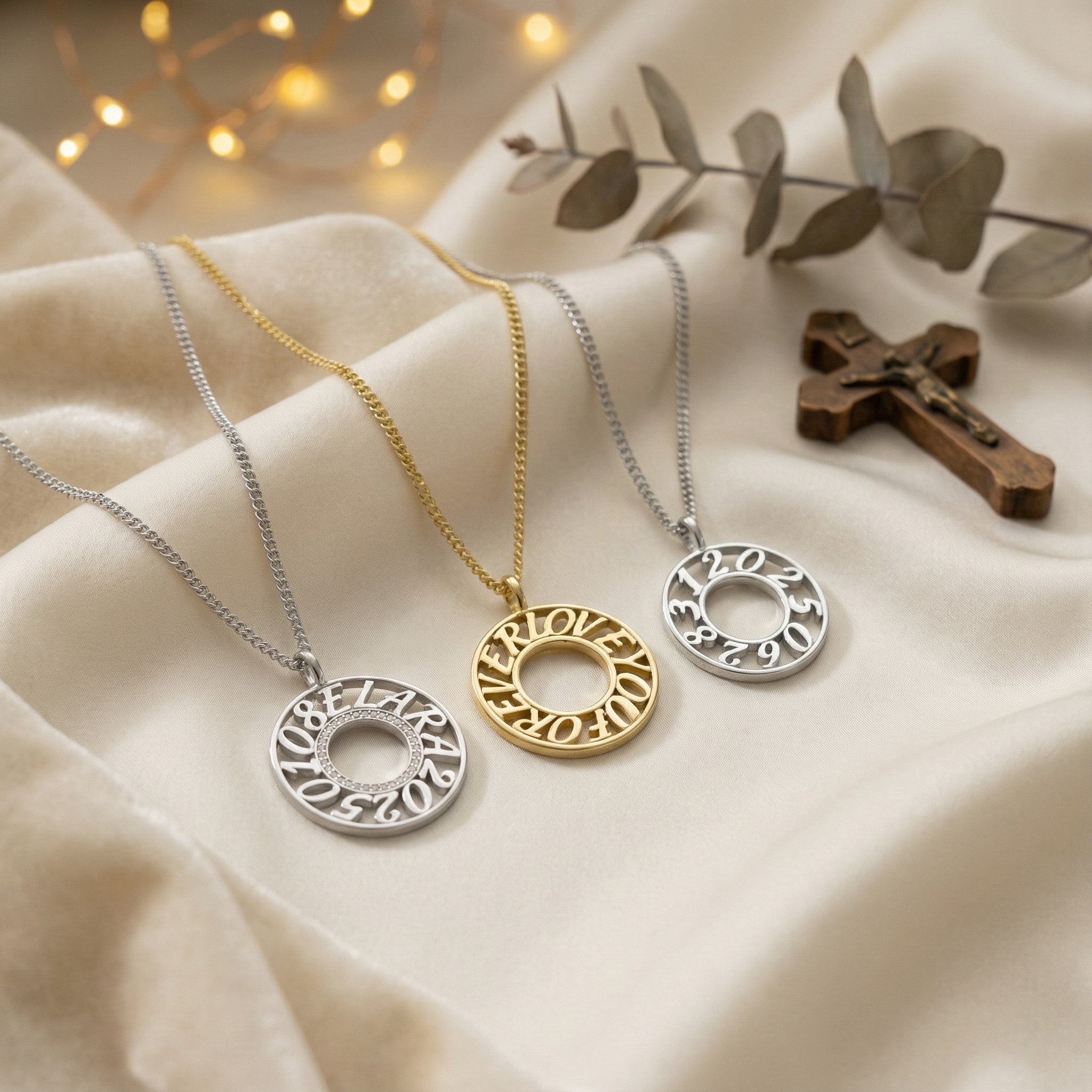Personalized Circle Name Necklace – Custom Engraved Name Pendant with Pavé Center Ring, Eternity Circle Necklace Gift for Her
