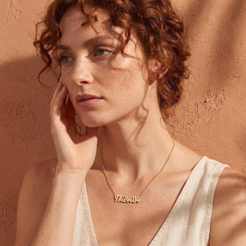 Collier chiffre personnalisé pierre de naissance – Collier coordonnées date, initiale et famille sur mesure