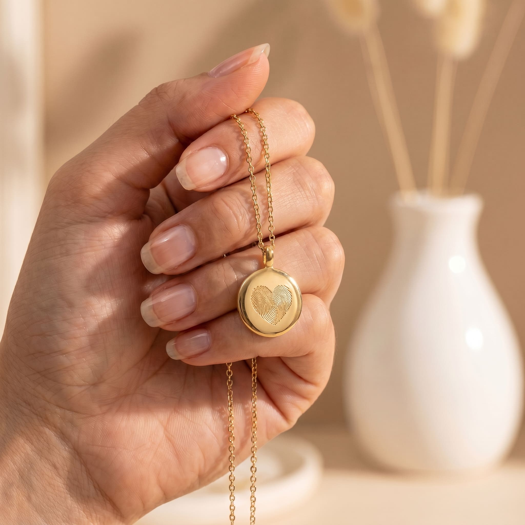 Custom Fingerprint Enamel Necklace – Personalized Round Pendant in 18K Gold Plated
