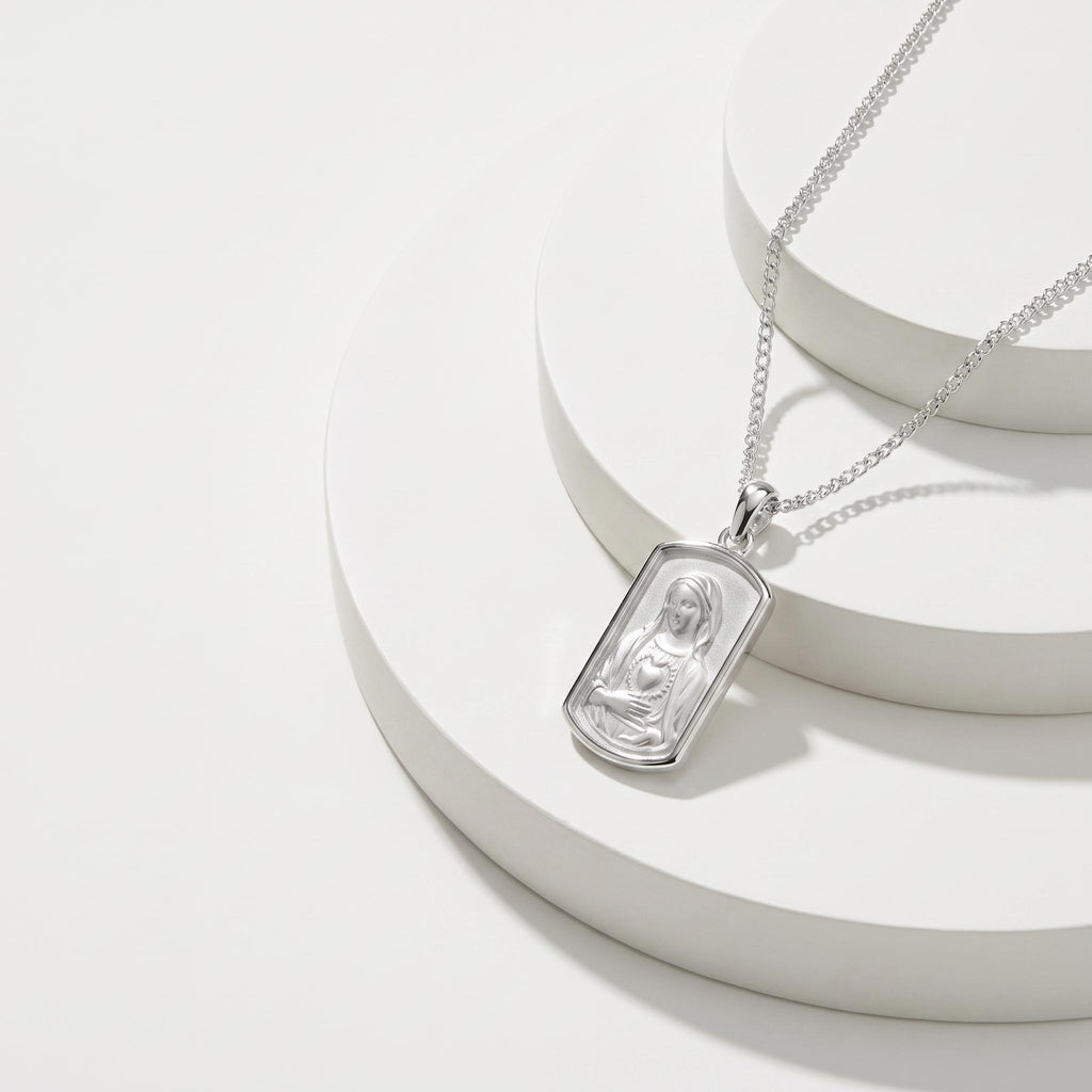 Collier Sancta Icon | Collier Personnalisé en Relief Pendentif Foi | Médaille Gravée Bijoux Spirituels SN017C