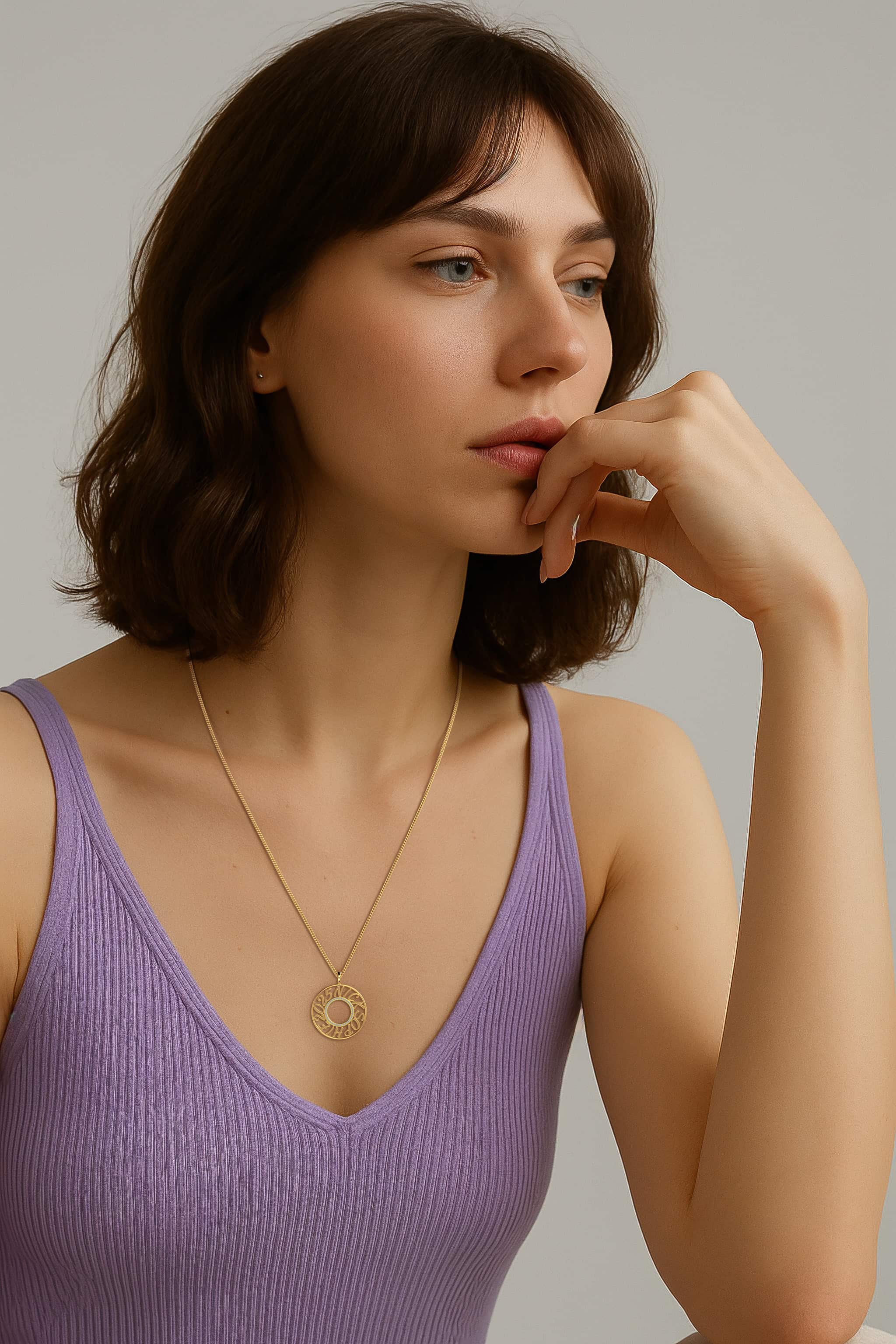 Personalized Circle Name Necklace – Custom Engraved Name Pendant with Pavé Center Ring, Eternity Circle Necklace Gift for Her
